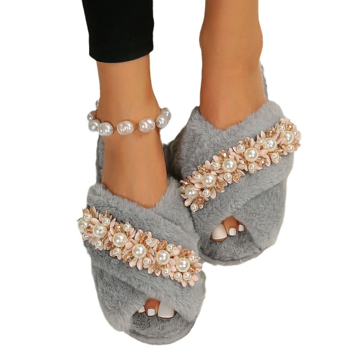 Cross Pearl / Fur Slipper